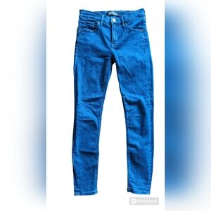 Express ankle jean legging, Mid Rise. Size 2 regular.Dark blue color.